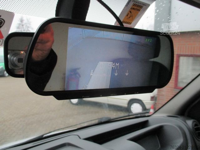 Box van RENAULT Master 2.3DCI Klima Ladebord Netto ¤6950,=