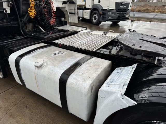 Standard tractor unit MAN TGX 18.440 * RETARDER * 2 X TANK * TÜV * EURO 6