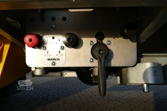 Lavtloader trailer MÜLLER-MITTELTAL 18 t. Kombi Abroller Absetzer Tieflader, Luft