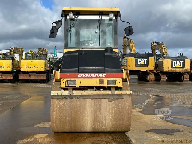 Rodillo tándem Dynapac CC322