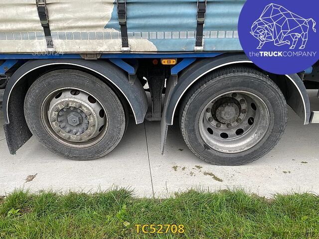 Posuvná plachta Iveco Stralis