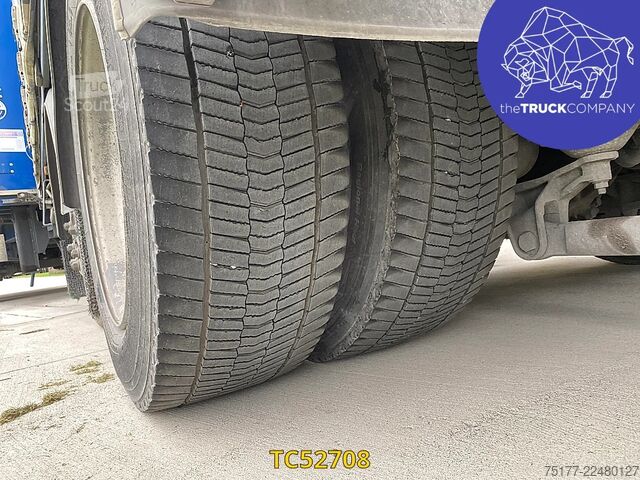 Posuvná plachta Iveco Stralis