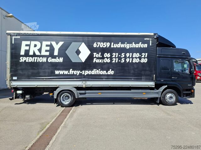 Véhicule utilitaire Mercedes-Benz Atego  1527 großes Haus 1Liege StHz Curtainsider