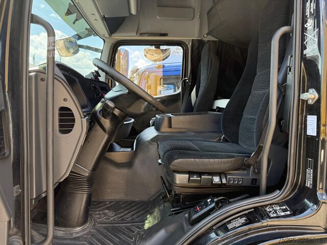 Véhicule utilitaire Mercedes-Benz Atego  1527 großes Haus 1Liege StHz Curtainsider