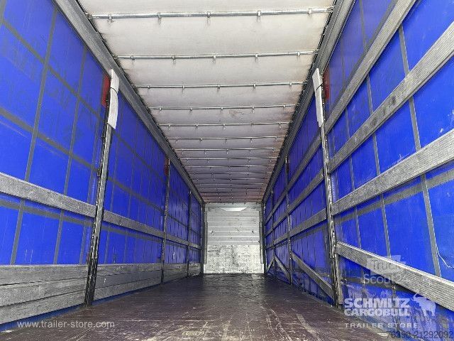 Semi-remorque bâchée Schmitz Cargobull Semitrailer Curtainsider Standard