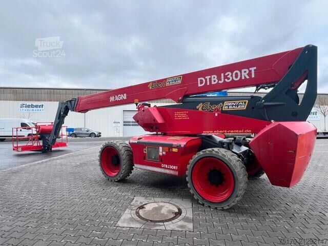 Plate-forme de travail télescopique articulée Magni DTBJ 30 RT 4x4 / 30,3m / 454kg / nur 722h