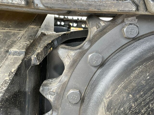 Lánctalpas kotrógép Caterpillar 323D3