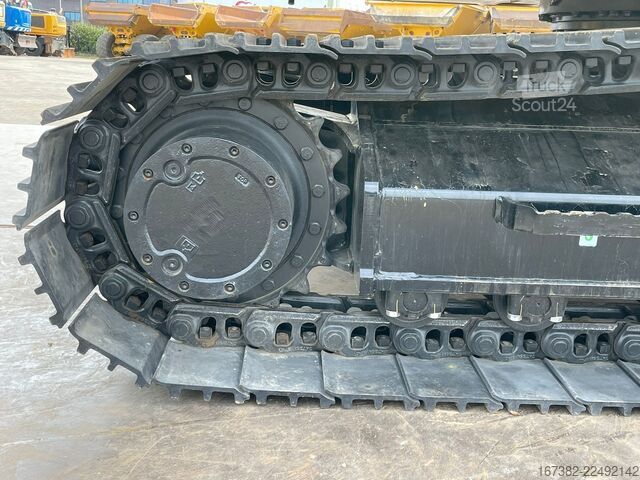 Lánctalpas kotrógép Caterpillar 323D3