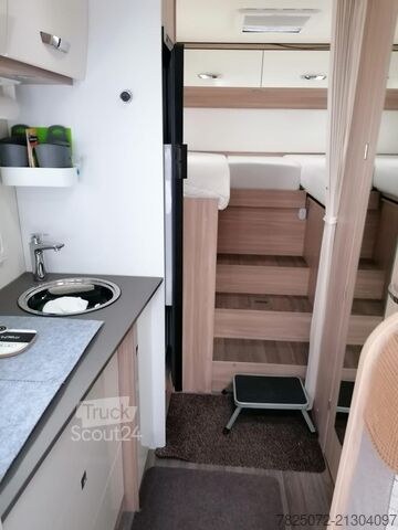 Pusiau integruotas kemperis Bürstner Lyseo Time T 690 G