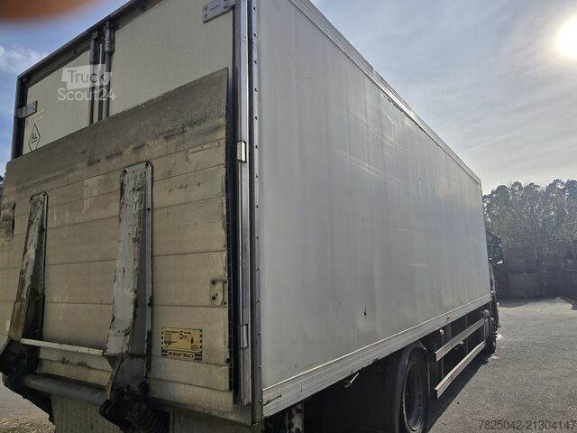 Camion caisson Scania P 230