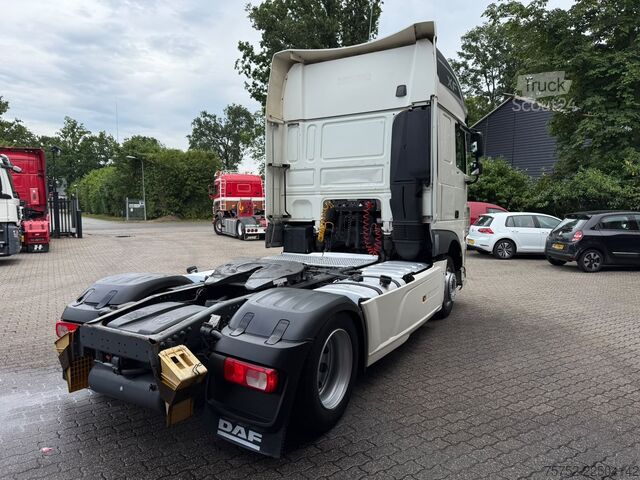Standard-SZM DAF XF 460 SSC Super Space Retarder 2X tank