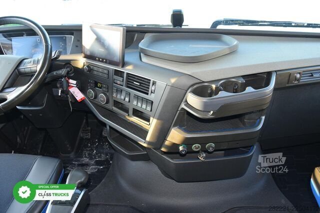 štandardný ťahač VOLVO FH 500 Globetrotter XL Varios