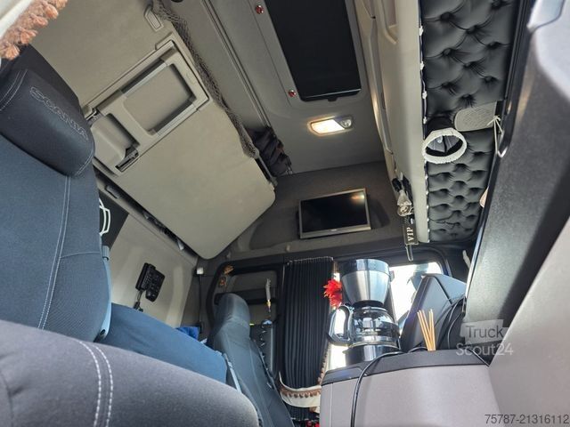 Standart çekici ünitesi SCANIA S500 full option, Retrader, TV, Navi,Vollspoiler