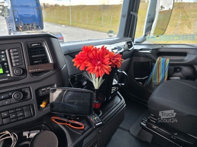 Standart çekici ünitesi SCANIA S500 full option, Retrader, TV, Navi,Vollspoiler