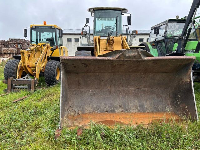 Riteņu iekrāvējs Liebherr 554, 2plus2