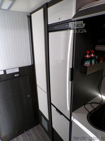 Capucine Ford 177 pk Rollerteam M 290 kronos