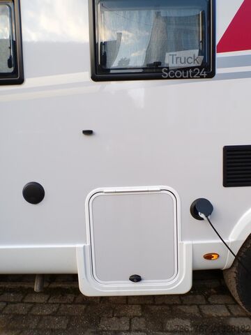 Capucine Ford 177 pk Rollerteam M 290 kronos