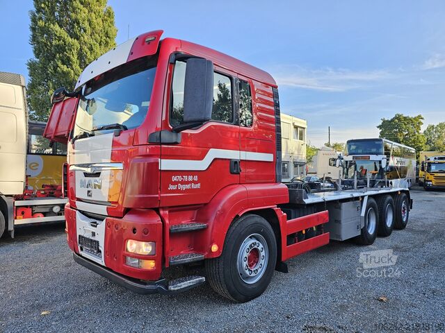 Podwozie ciężarówki MAN TGS 35.440 8X4-4BL Lift+Lenk Manual PTO