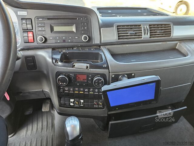 Podwozie ciężarówki MAN TGS 35.440 8X4-4BL Lift+Lenk Manual PTO