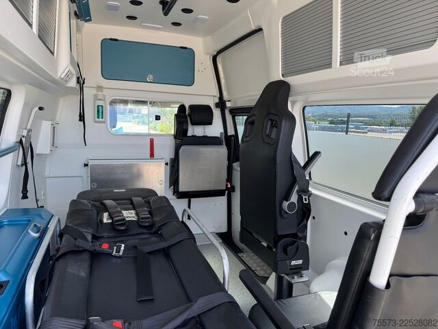 Camion de pompiers VW VW T6.1, 2.0 TDI, mit Rampe, Trage und Sessel