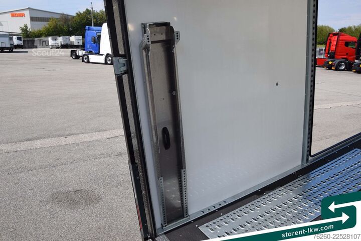 Ремарке за превоз на автомобили BRIAN JAMES TRAILERS Race Transporter 7 extra Hoch Solar Kamera