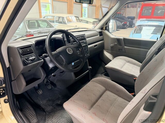 Kastenwagen VW T4 2.5 KAT Syncro 4x4 lang 1. Hand!