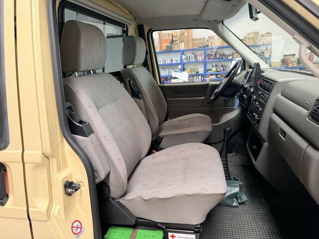 Kastenwagen VW T4 2.5 KAT Syncro 4x4 lang 1. Hand!