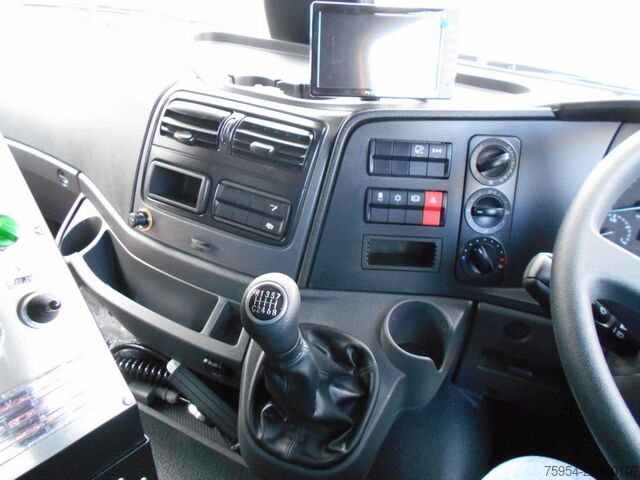 подметальная машина Mercedes-Benz Atego 1324 LKO 4x2 / Themis SHY7BD