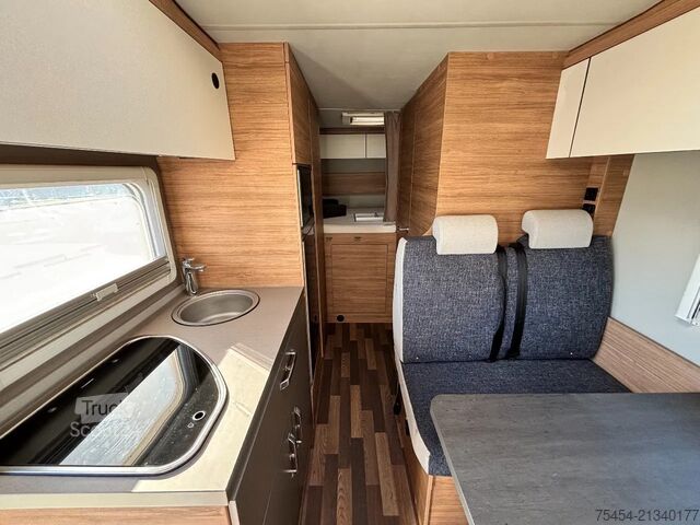 Alkove (soveplads over førerhuset) Weinsberg | CARAHOME | 650DG | FIAT DUCATO 140pk | 6 pers. |