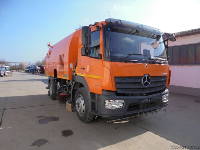 Varredora de rua Mercedes-Benz Atego 1324 LKO 4x2 / Themis SHY7BD