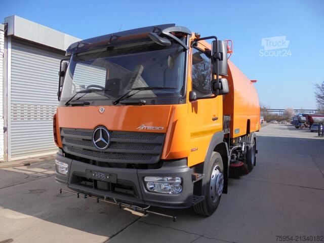 Varredora de rua Mercedes-Benz Atego 1324 LKO 4x2 / Themis SHY7BD