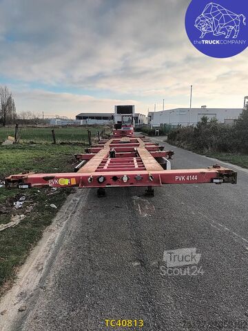 Transport de conteneurs Krone 