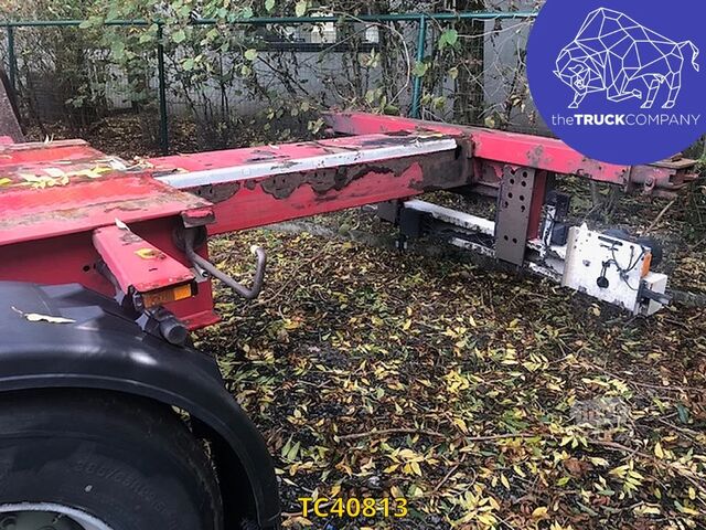 Transport de conteneurs Krone 