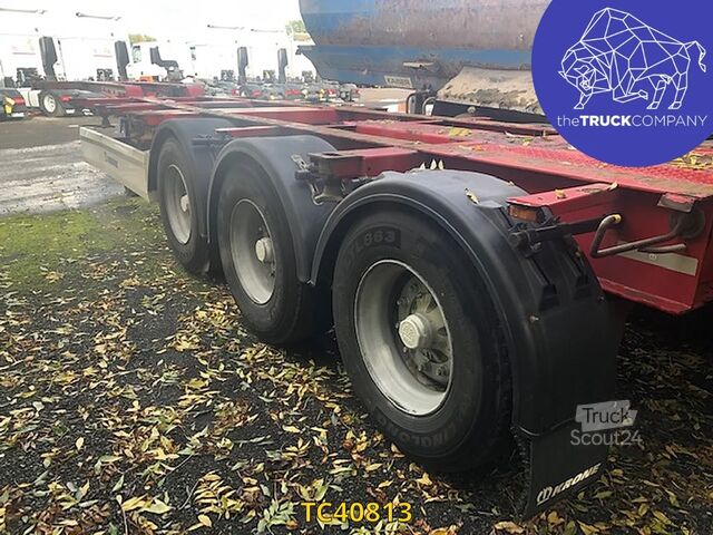 Transport de conteneurs Krone 