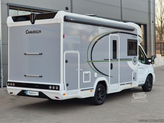 Pusiau integruotas kemperis CHAUSSON 640 Titanium Line *MJ26*Arctic*SAT+TV*165PS*Auto