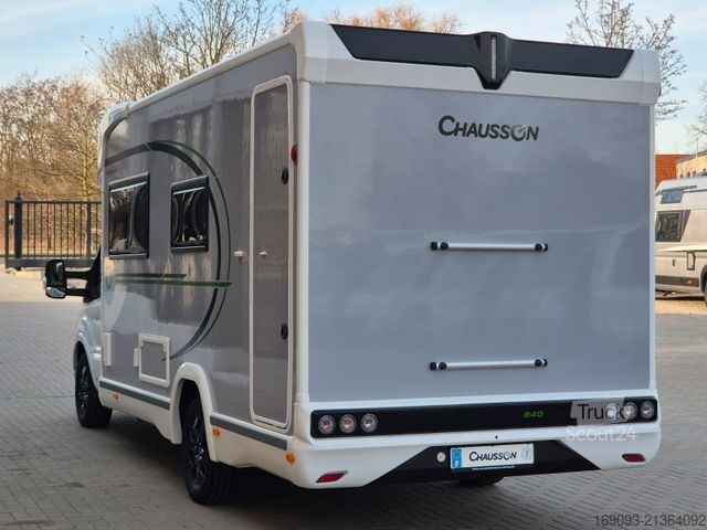 Pusiau integruotas kemperis CHAUSSON 640 Titanium Line *MJ26*Arctic*SAT+TV*165PS*Auto