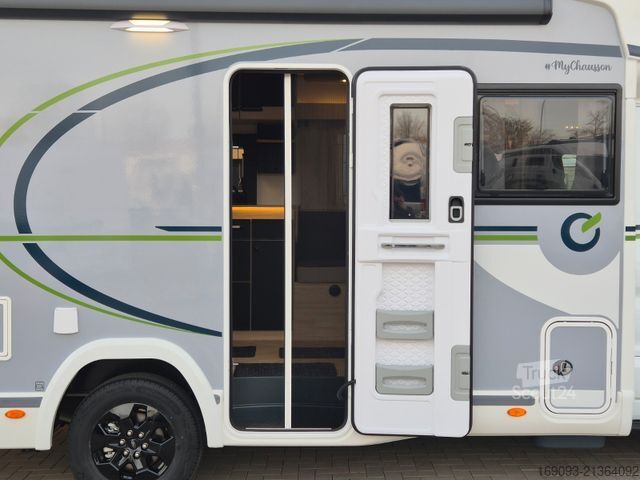 Pusiau integruotas kemperis CHAUSSON 640 Titanium Line *MJ26*Arctic*SAT+TV*165PS*Auto