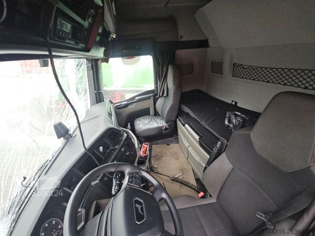 Standardni vlačilec MAN TGX 18.430