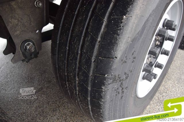 Hladilna polprikolica SCHMITZ CARGOBULL ThermoKing SLXi300 Doppelstock LED Ferry Lashing