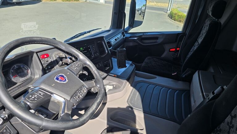 Semi-reboque tanque Scania G 450 B 8x2