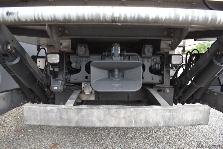 Рефрижераторный грузовик MERCEDES-BENZ Antos 1840 L E6 2-Zonen Tiefkühl LBW AHK