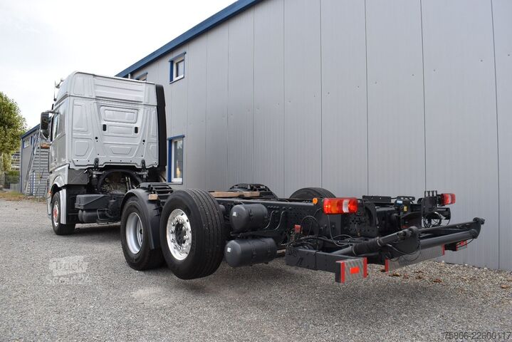 Sunkvežimio važiuoklė MERCEDES-BENZ Actros 2548 L 6x2 E6 Retarder Standklima