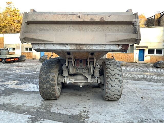 Шарнирно-сочлененный самосвал Komatsu HM300-3