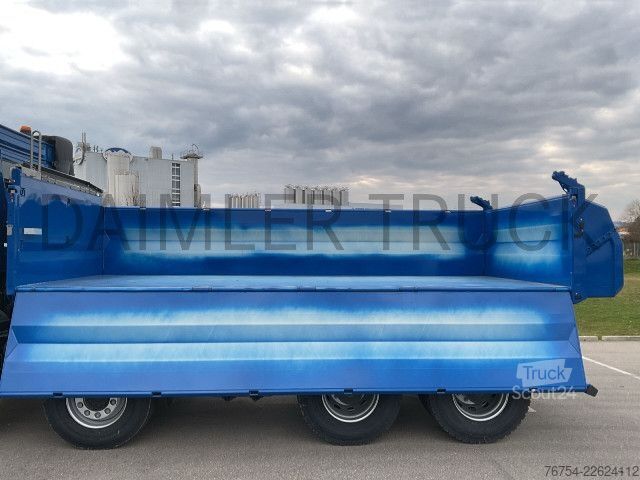 Kolmisivuinen kippiauto Mercedes-Benz Arocs 3253 K 8x4/4 Meiller TRIGENIUS Bordmatik