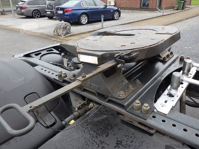 Trattore stradale standard DAF XG+ 530 Skylight/Intarder/Hydr./PTO/Alcoa/257tkm