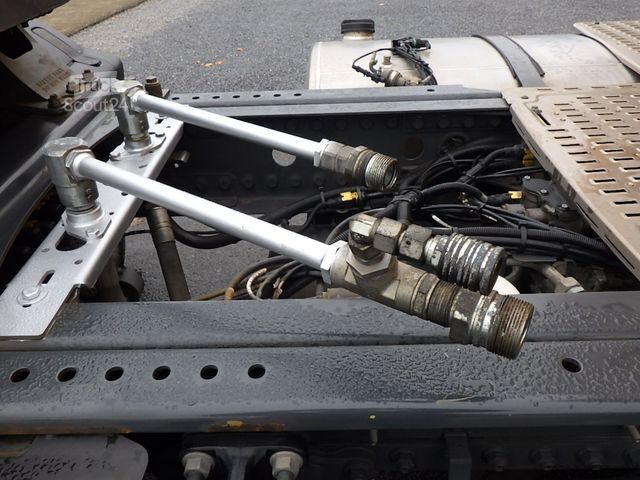 Trattore stradale standard DAF XG+ 530 Skylight/Intarder/Hydr./PTO/Alcoa/257tkm