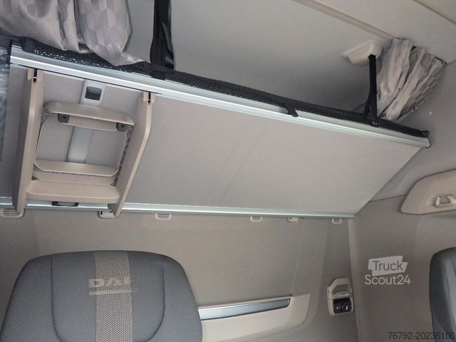 Standard SZM DAF XG+ 530 Skylight/Intarder/Hydr./PTO/Alcoa/257tkm