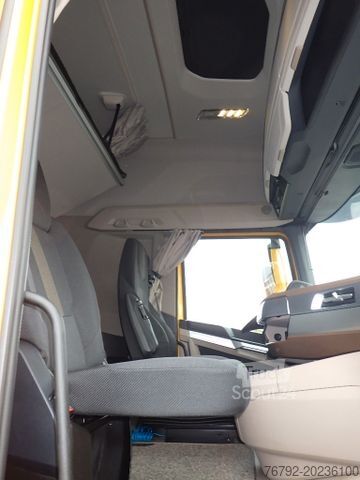 Standard SZM DAF XG+ 530 Skylight/Intarder/Hydr./PTO/Alcoa/257tkm