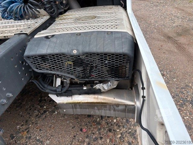 Cap tractor standard MERCEDES-BENZ Actros 5 L-Fahrerhaus 1846