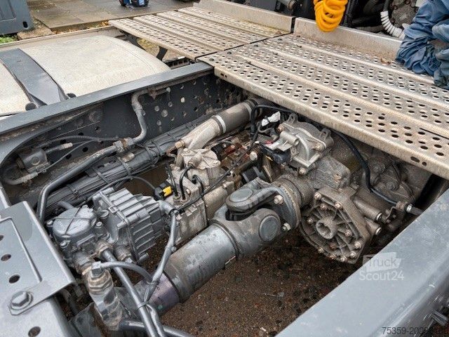 Cap tractor standard MERCEDES-BENZ Actros 5 L-Fahrerhaus 1846